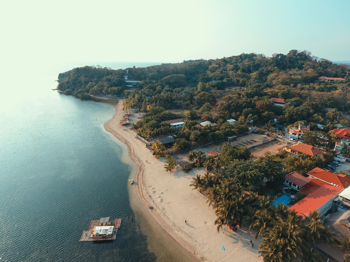 ليان Bella Beach Resort Batangas المظهر الخارجي الصورة